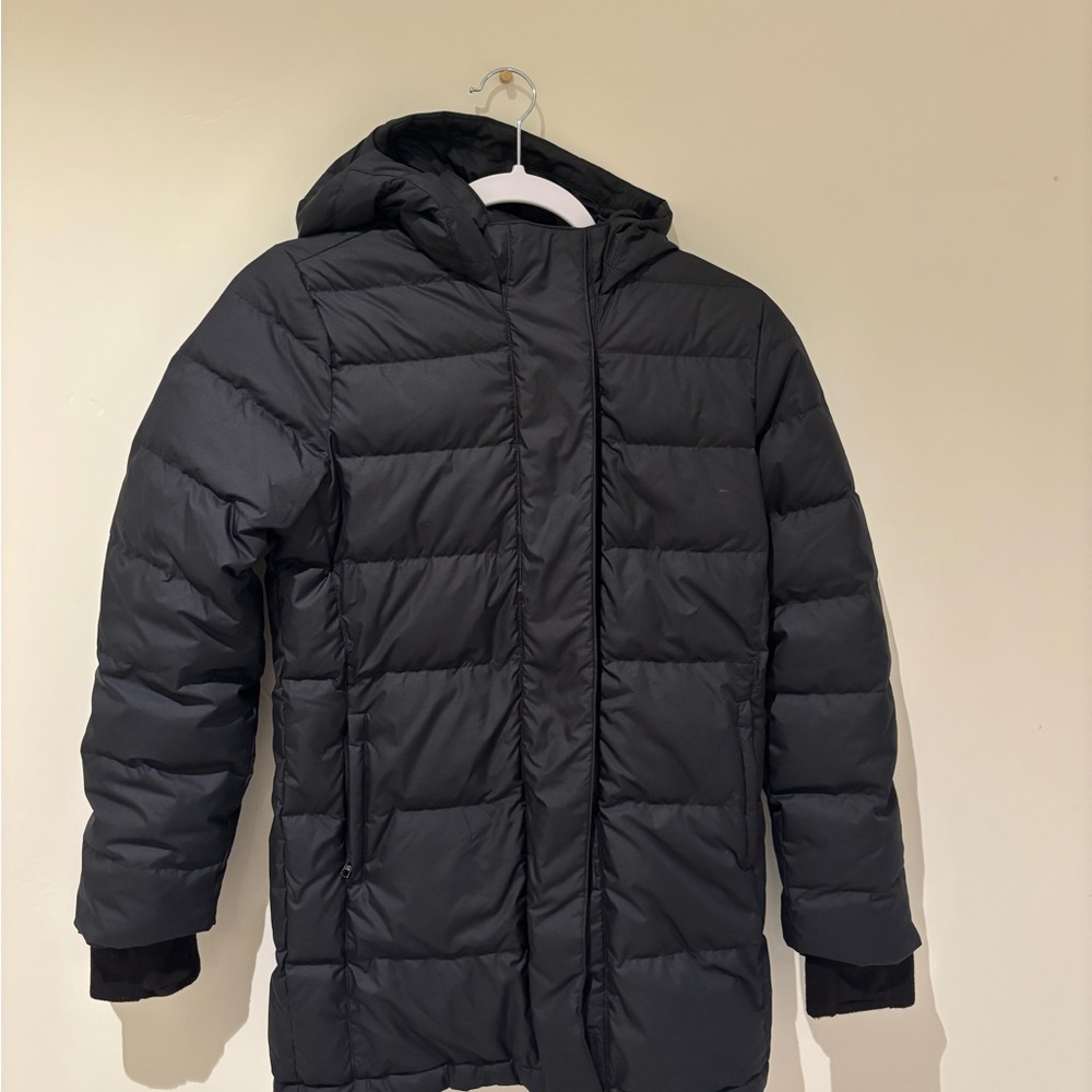 Athleta Girls Black Puffer Jacket with Hood